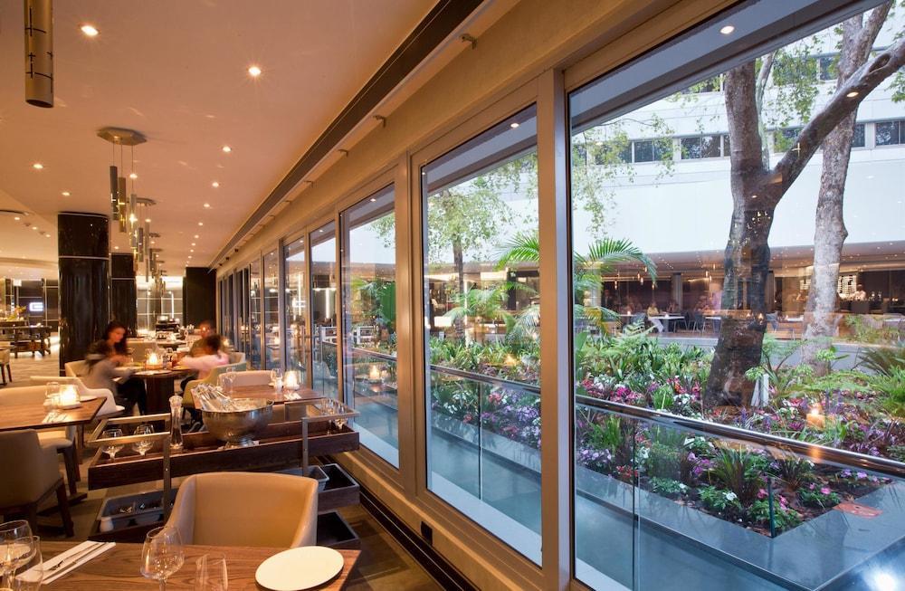 The Maslow Hotel, Sandton Kültér fotó