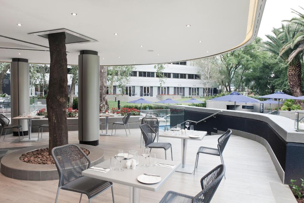 The Maslow Hotel, Sandton Kültér fotó